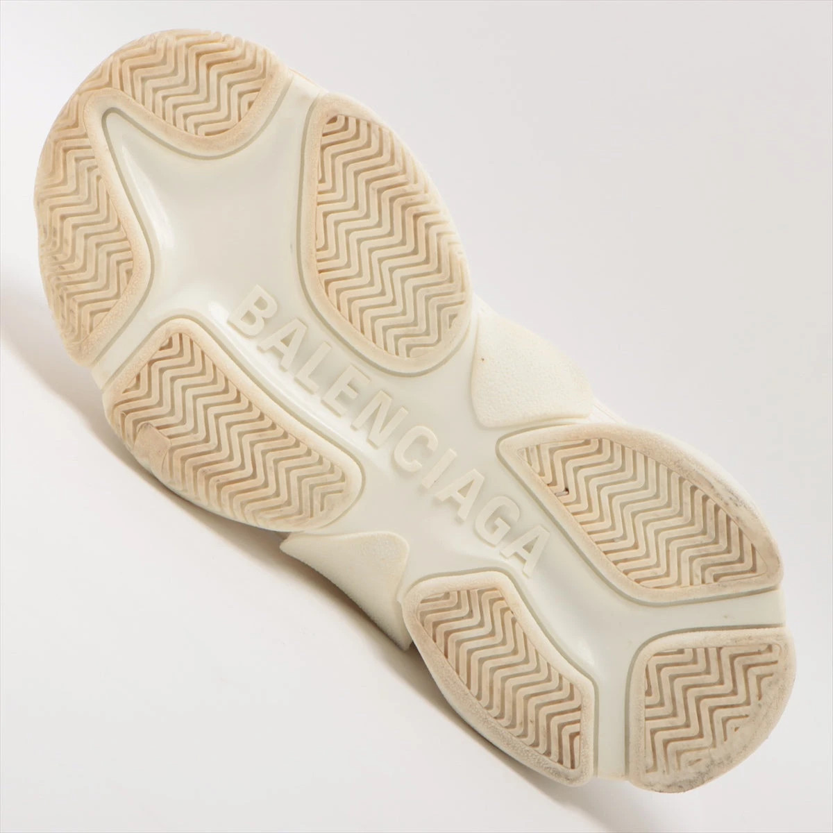 バレンシアガ トリプルS フェイクレザー スニーカー 36 バレンシアガ トリプルS フェイクレザー スニーカー 36