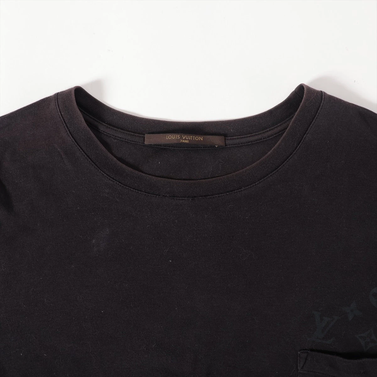 ヴィトン 素材不明 Tシャツ L メンズ ブラック 品タグ文字消え 首元