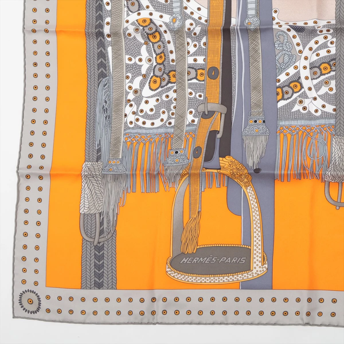 ★美品★ エルメス カレ90 SELLE DE DIGNITAIRE 高官の鞍 エルメス カレ90 SELLE DE DIGNITAIRE 高官の鞍 スカーフ シルク