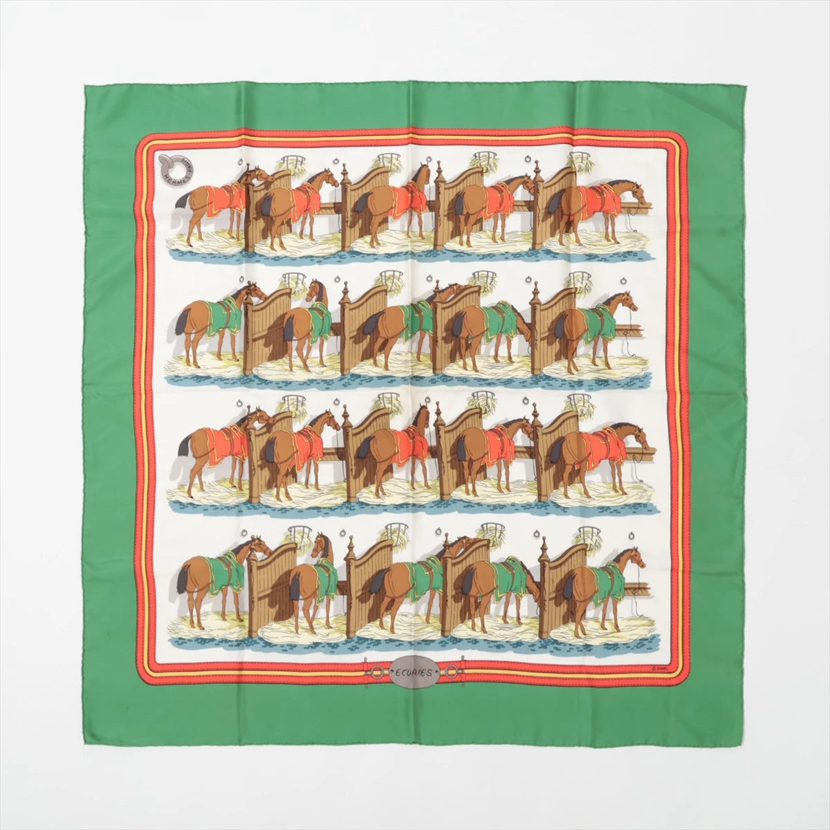 エルメス カレ90 ECURIES 厩舎 スカーフ シルク グリーン エルメス カレ90 ECURIES 厩舎 スカーフ シルク グリーン
