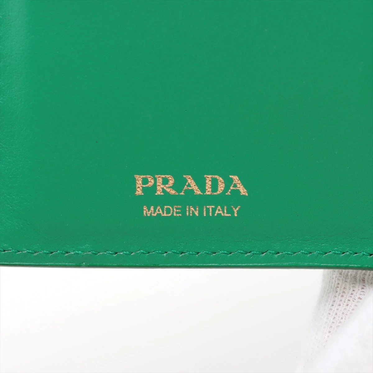 プラダ サフィアーノ 1MV025 レザー 長財布 グリーン A2996872｜中古