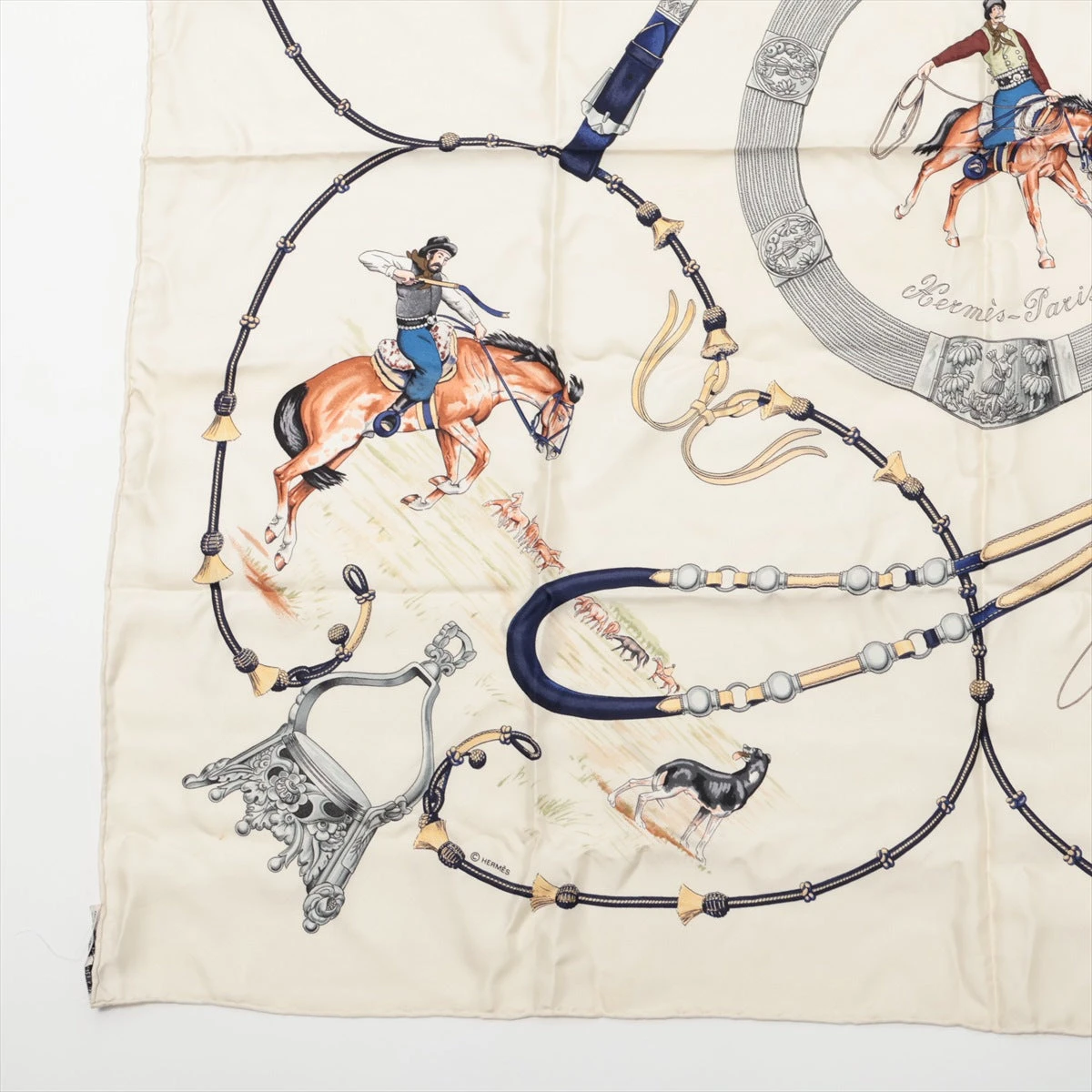 未使用 HERMES エルメス カレ90　馬 大判スカーフ Pampa 大草原 エルメス カレ90 Pampa 大草原 スカーフ シルク ネイビー