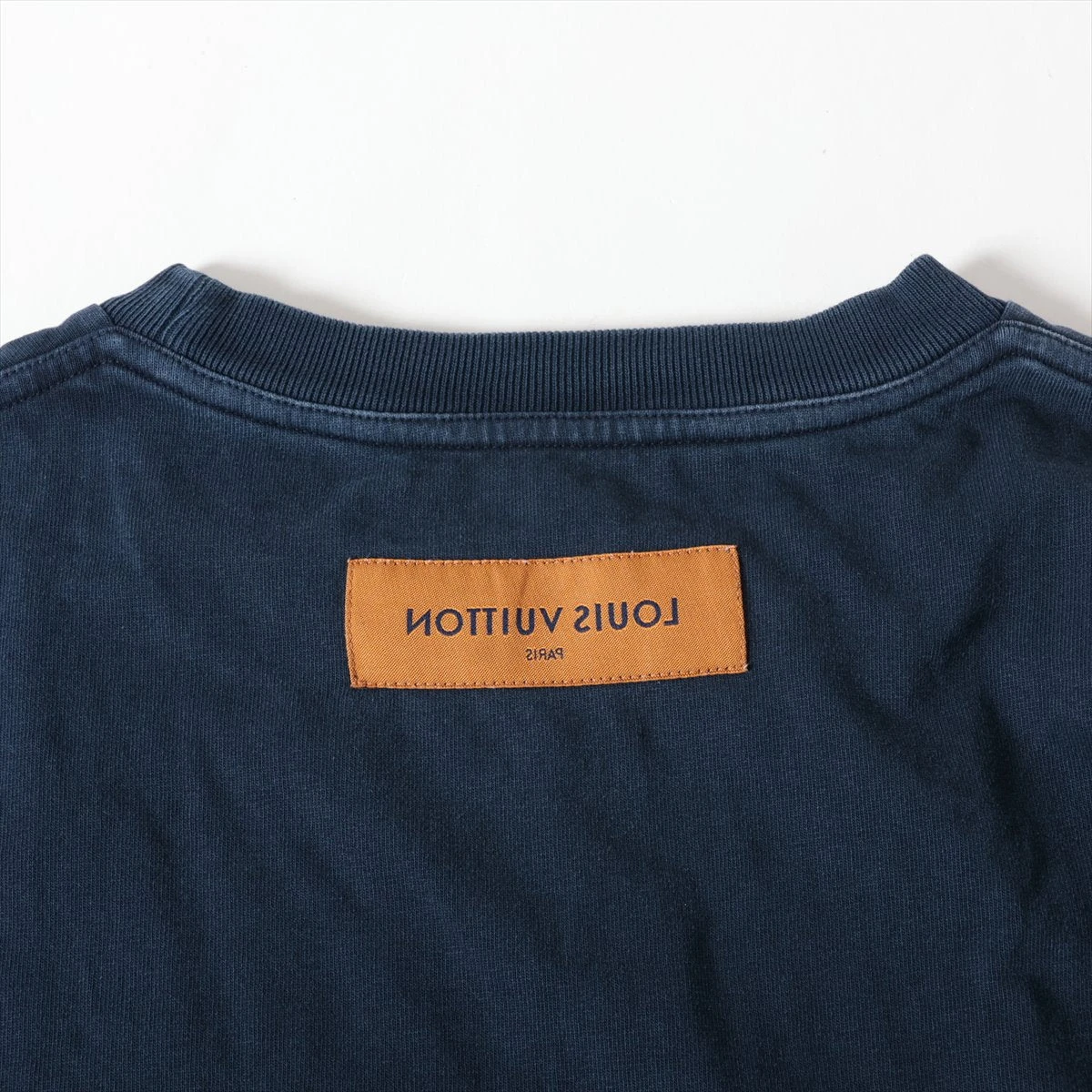 ヴィトン LV 22AW  Tシャツ Mサイズ ネイビー RM222Q ヴィトン LV 22AW Tシャツ Mサイズ ネイビー RM222Q