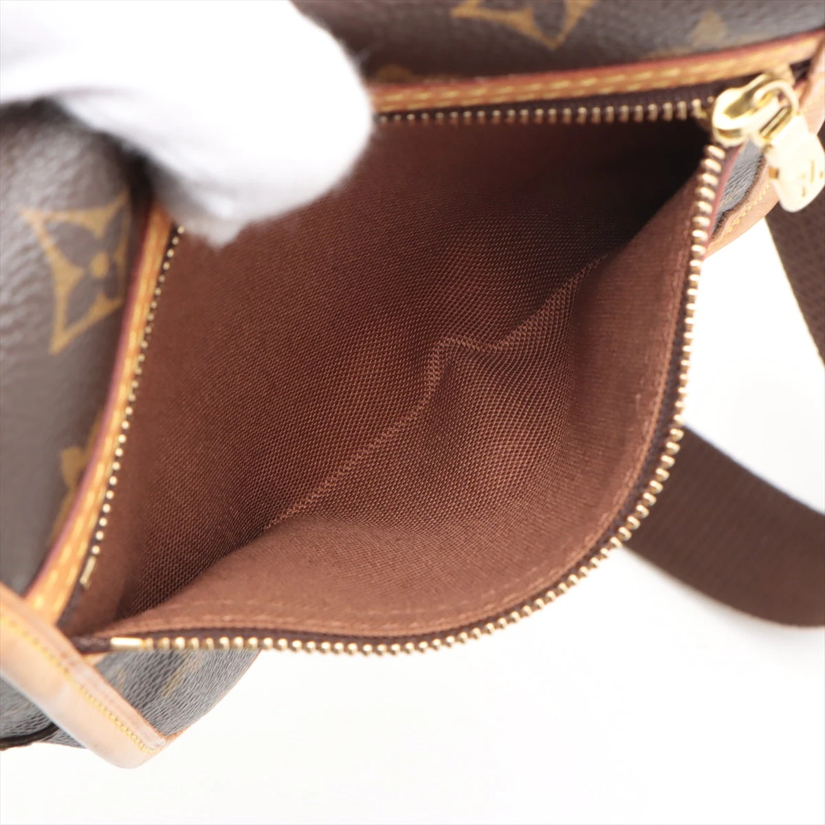 ヴィトン モノグラム バムバッグボスフォール M40108 A3000616｜中古