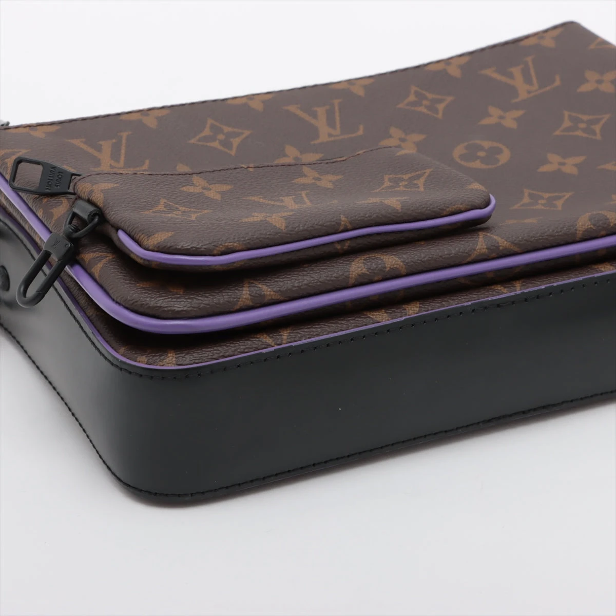 新品レベル✨ルイヴィトン トリオ メッセンジャー M46266 RFIDタグ ルイ・ヴィトン(LOUIS VUITTON)ルイ・ヴィトン トリオ