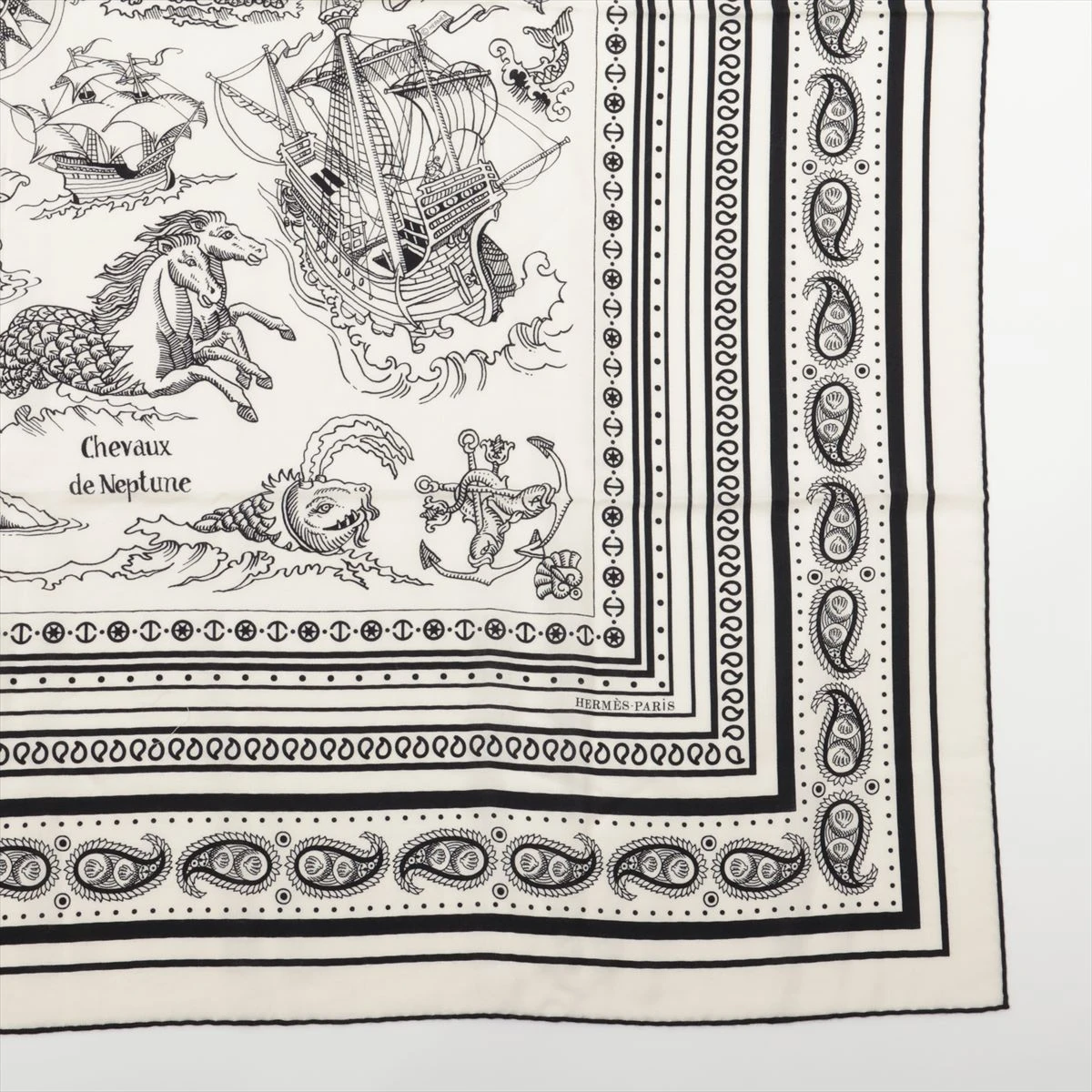 【タグ付き未使用品！】HERMES カレジェアン 船乗りのタトゥー バンダナ HERMES】 カレジェアン 船乗りのタトゥー バンダナ (HERMES