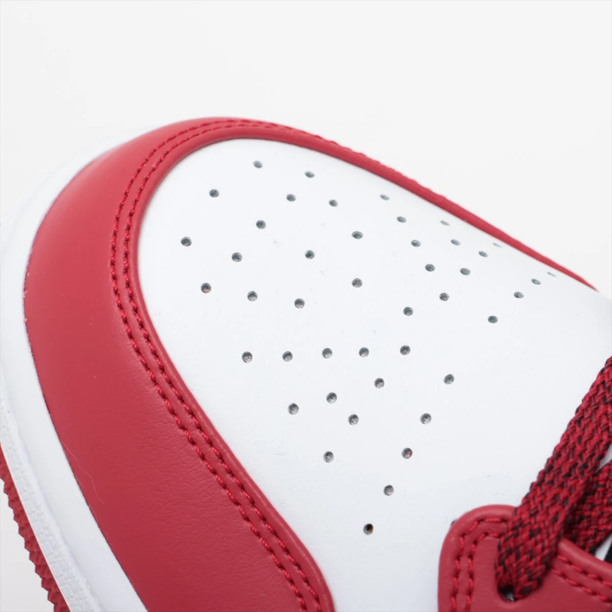 ナイキ AIR JORDAN 1 MID レザー スニーカー 28cm メンズ