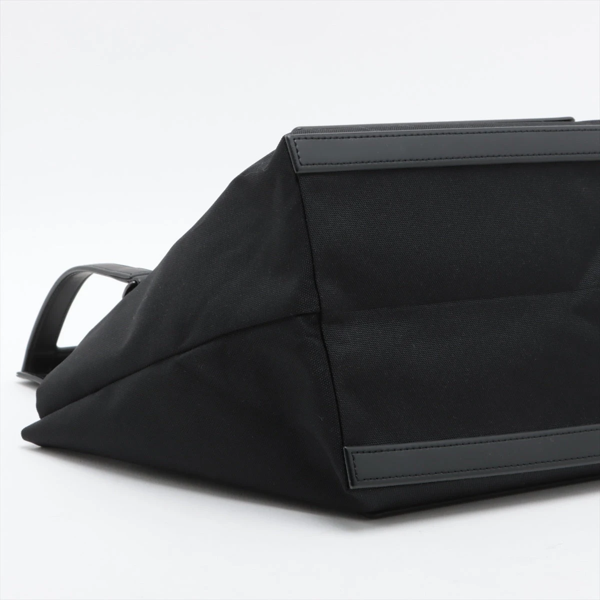 イッセイミヤケ グッドグッズ ドリップ レザー×ポリエステル 2WAY