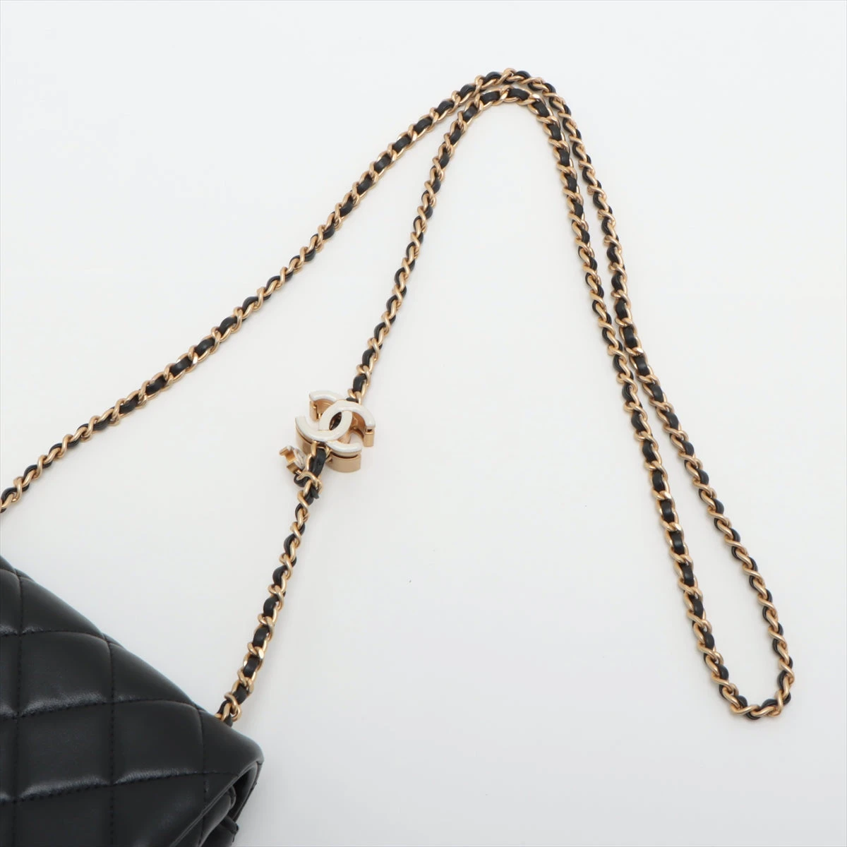 シャネル ミニ マトラッセ チェーン ショルダー バッグ ターンロック 黒 CHANEL シャネル マトラッセ チェーンショルダーバッグ ターンロック