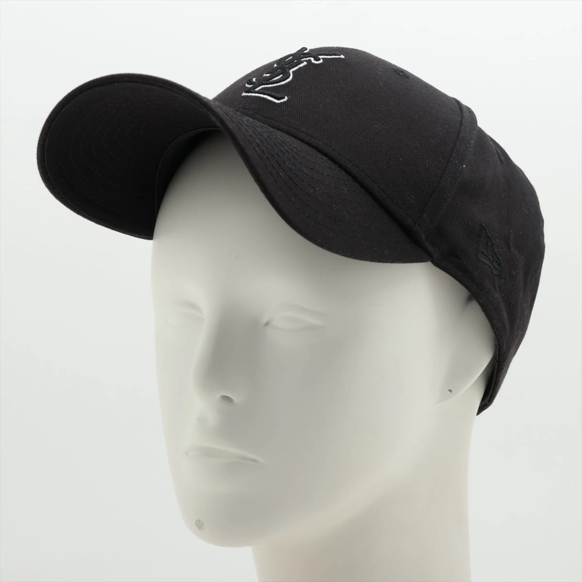 （国内正規品・初期ロット）サンローランパリ　ロゴキャップ　YSL new era 国内正規品・初期ロット）サンローランパリ ロゴキャップ YSL