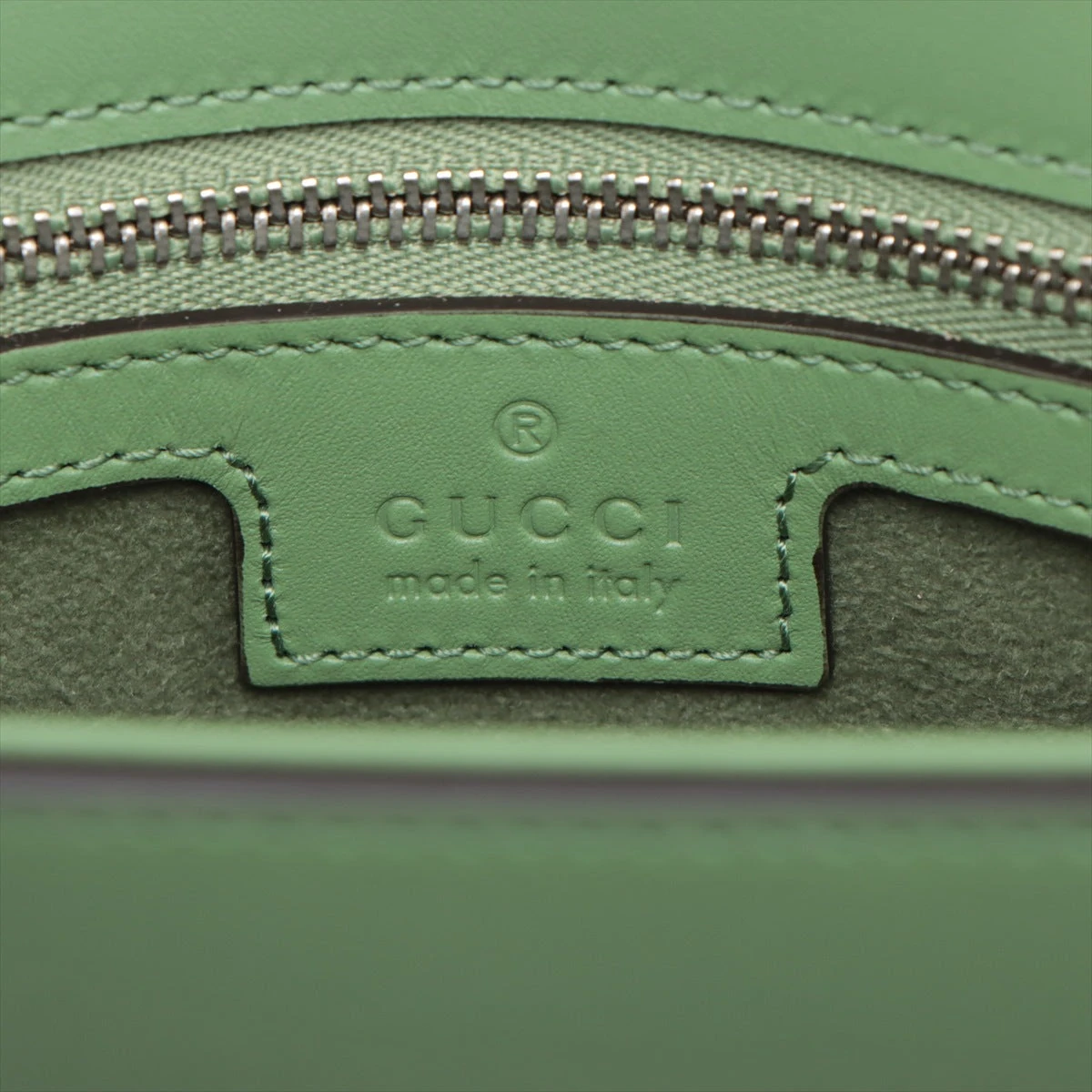 【希少】GUCCI 2wayバンブー　ショルダーバッグ　レザー　スエード　緑 GUCCI - グッチ バンブー ダイアナ ミニ トート 2Way ショルダー