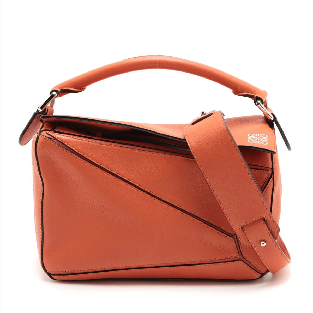 【LOEWE】2wayバッグ　アナグラム　ゴールド金具　レザー　レッド系　A4 LOEWE】2wayバッグ アナグラム ゴールド金具 レザー レッド系 A4