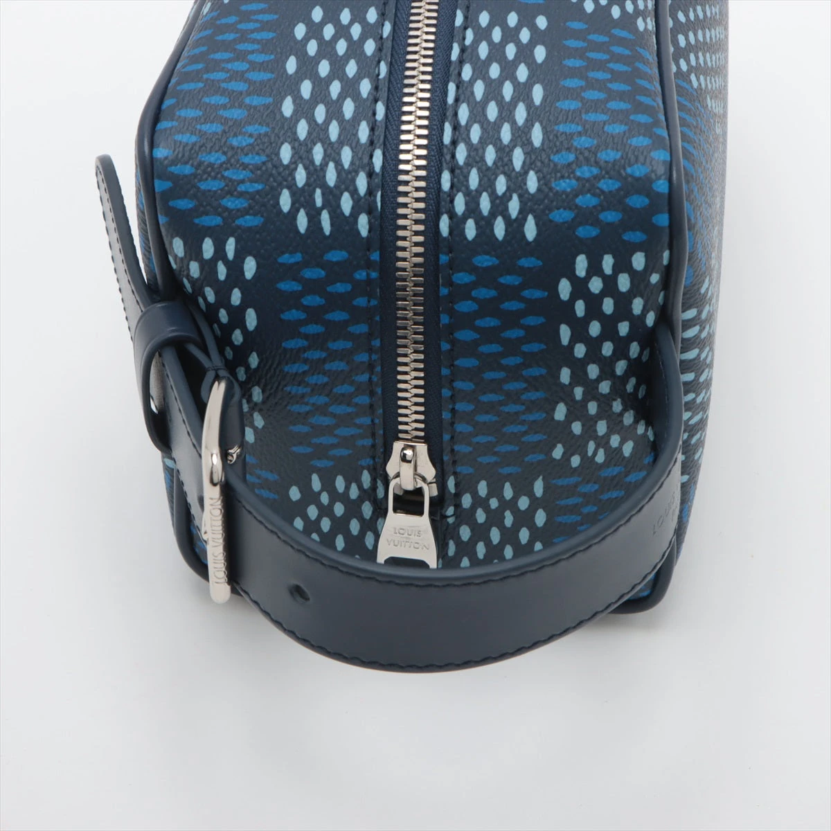 【★完売必至★】Louis Vuitton ☆ ダミエヘリテージトップス ペンダント・ダミエ ステープル S00｜ルイ・ヴィトン 公式サイト
