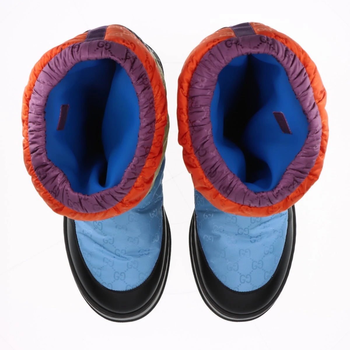 GUCCI GG柄　ナイロン キルティングブーツ　マルチカラー GUCCI GG柄ナイロン キルティングブーツマルチカラー