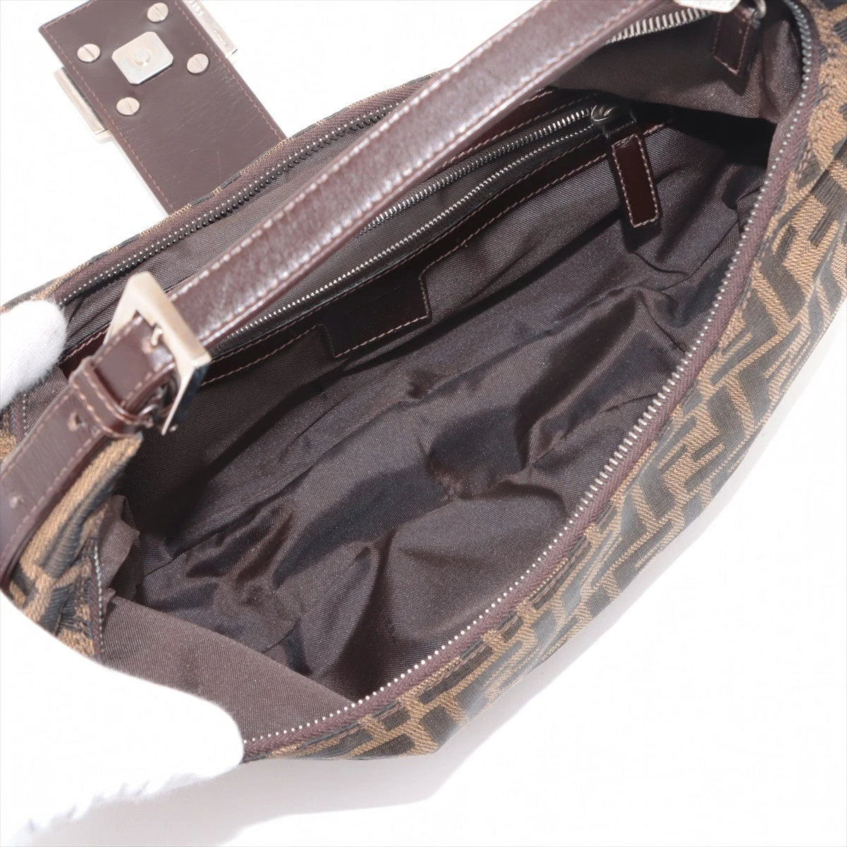 フェンディ ズッカ クロワッサン キャンバス×レザー ショルダーバッグ