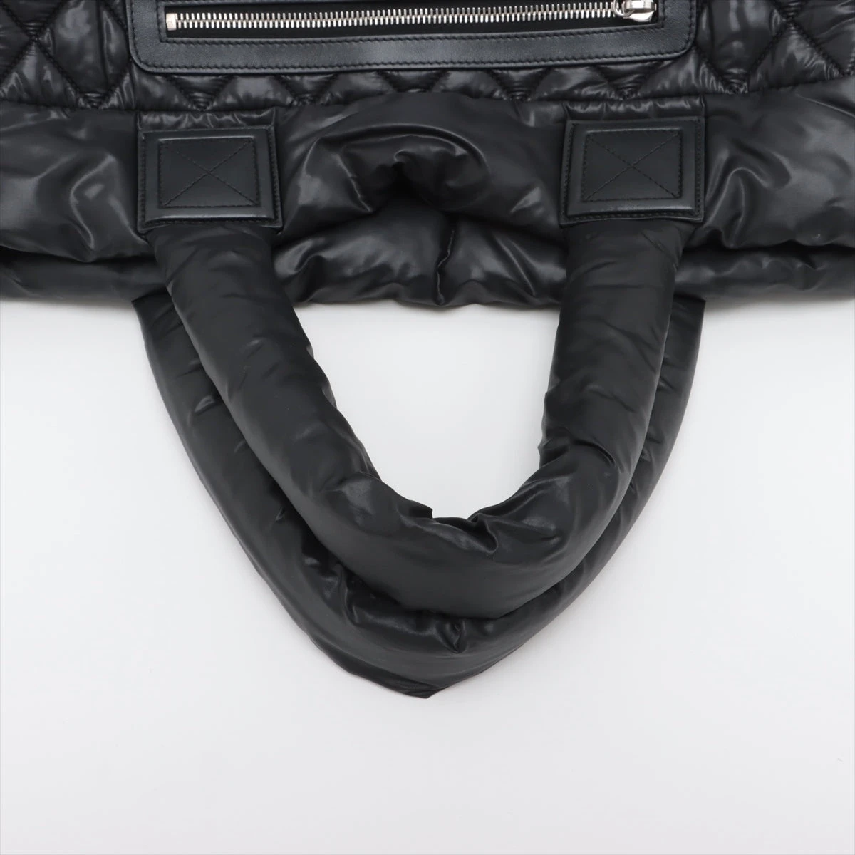 シャネル コココクーン ナイロン×レザー トートバッグ ブラック シャネル コココクーン ナイロン×レザー トートバッグ ブラック