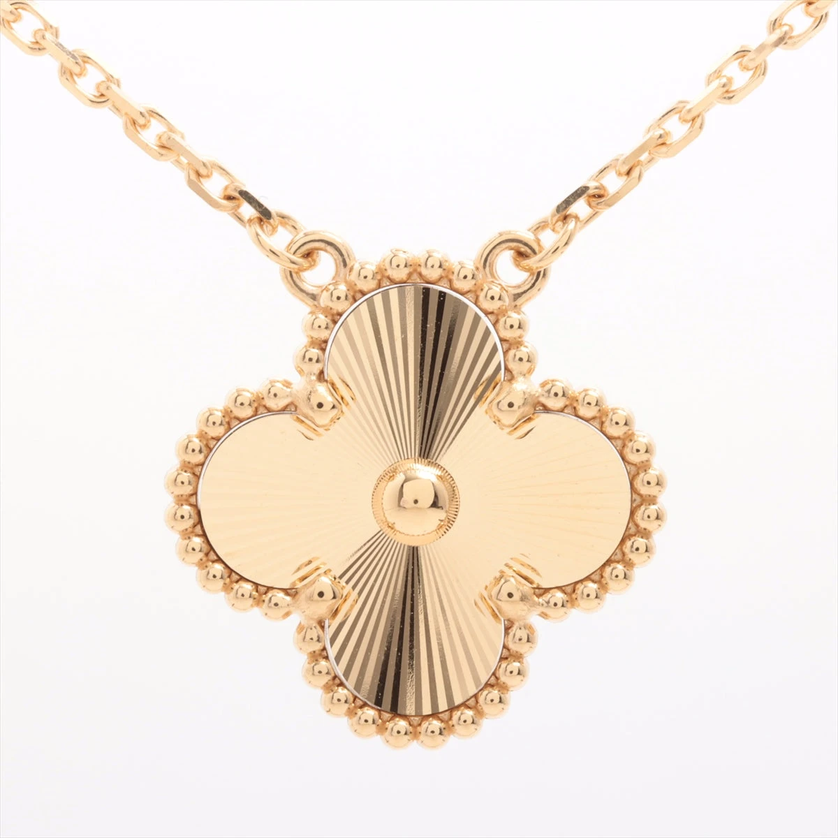 ヴァンクリーフ&アーペル ヴィンテージアルハンブラ ギョーシェ