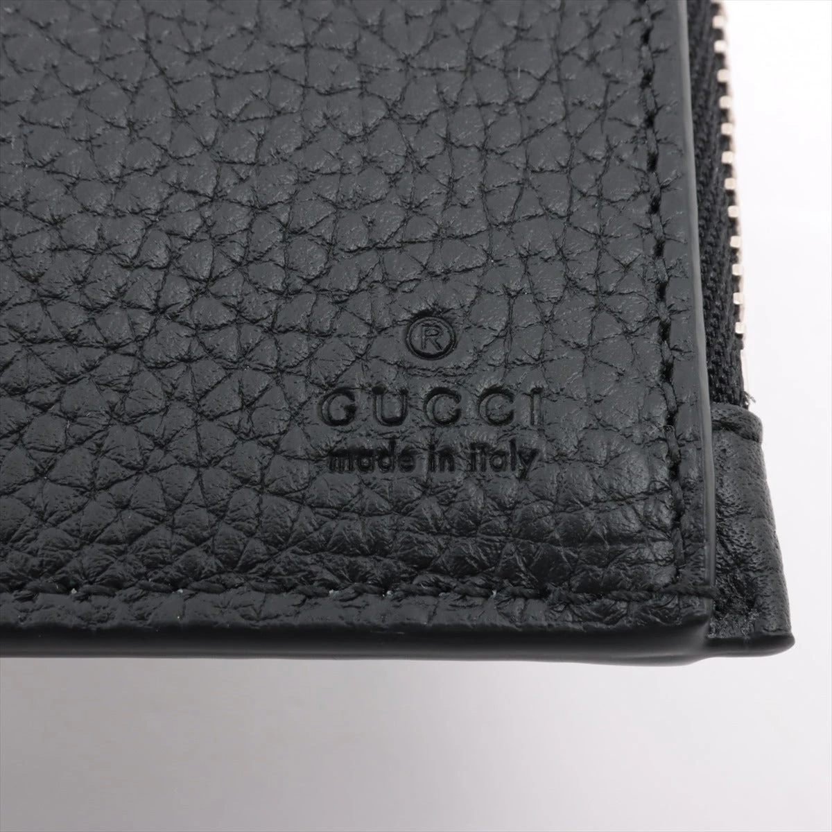 グッチ 795292 レザー 二つ折り財布 ブラック A3029792｜中古