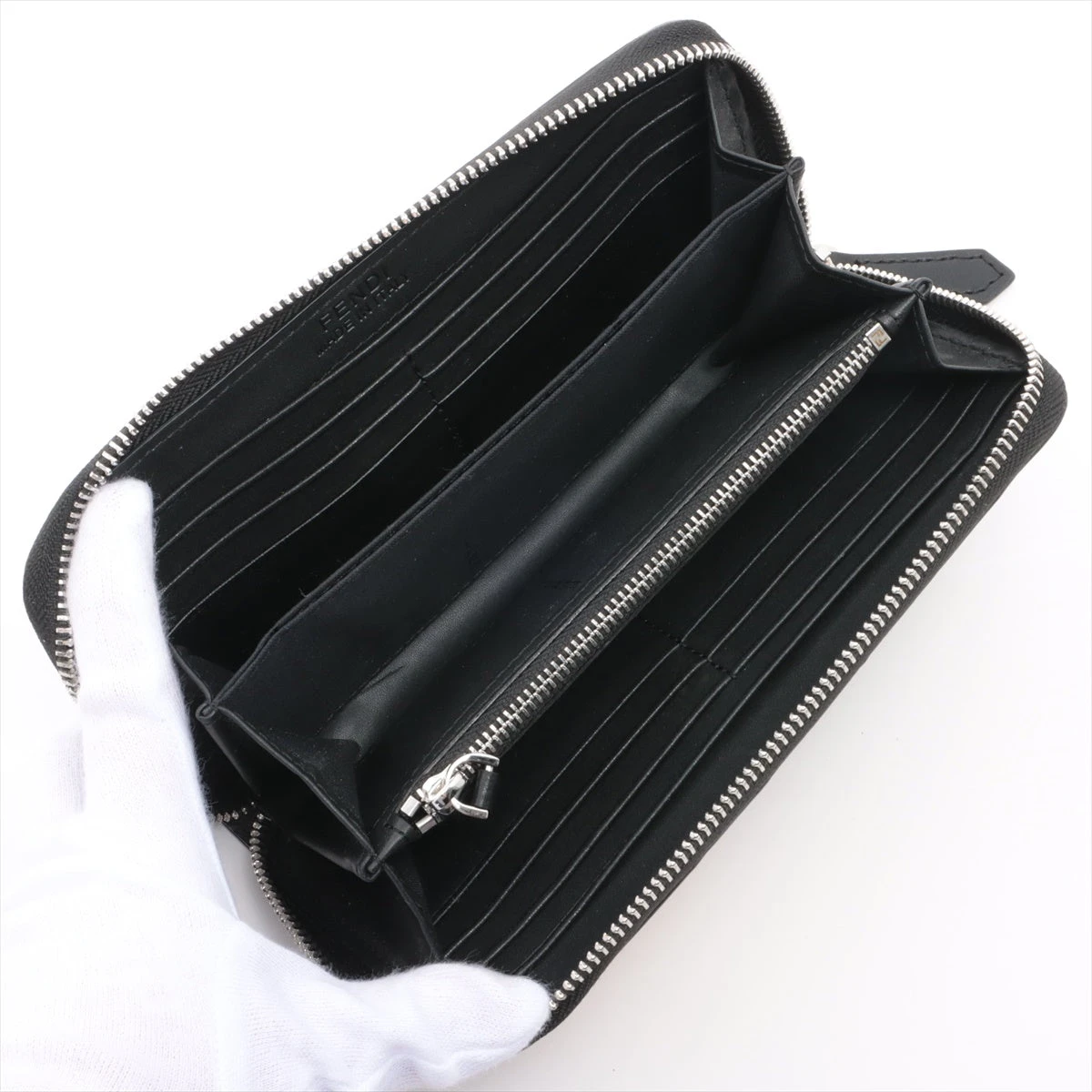フェンディ ズッカ 7M0210 PVC×レザー ラウンドジップウォレット 