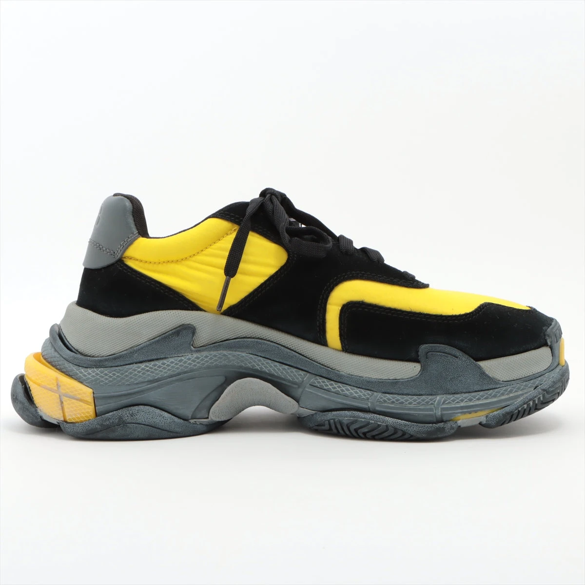 極美品・使用感少✨ バレンシアガ トリプルS スニーカー 黒 40 厚底 替え紐 極美品・使用感少✨ バレンシアガ トリプルS スニーカー 黒 40