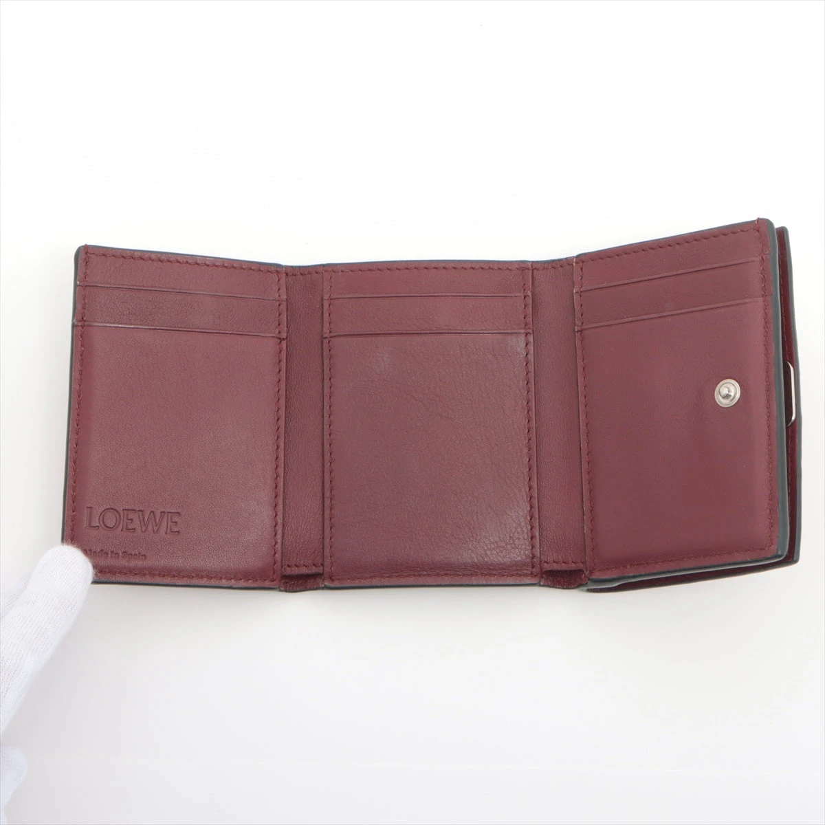 ロエベ アナグラム トライフォールド ウォレット バーガンディー ロエベ アナグラム トライフォールド レザー コンパクト