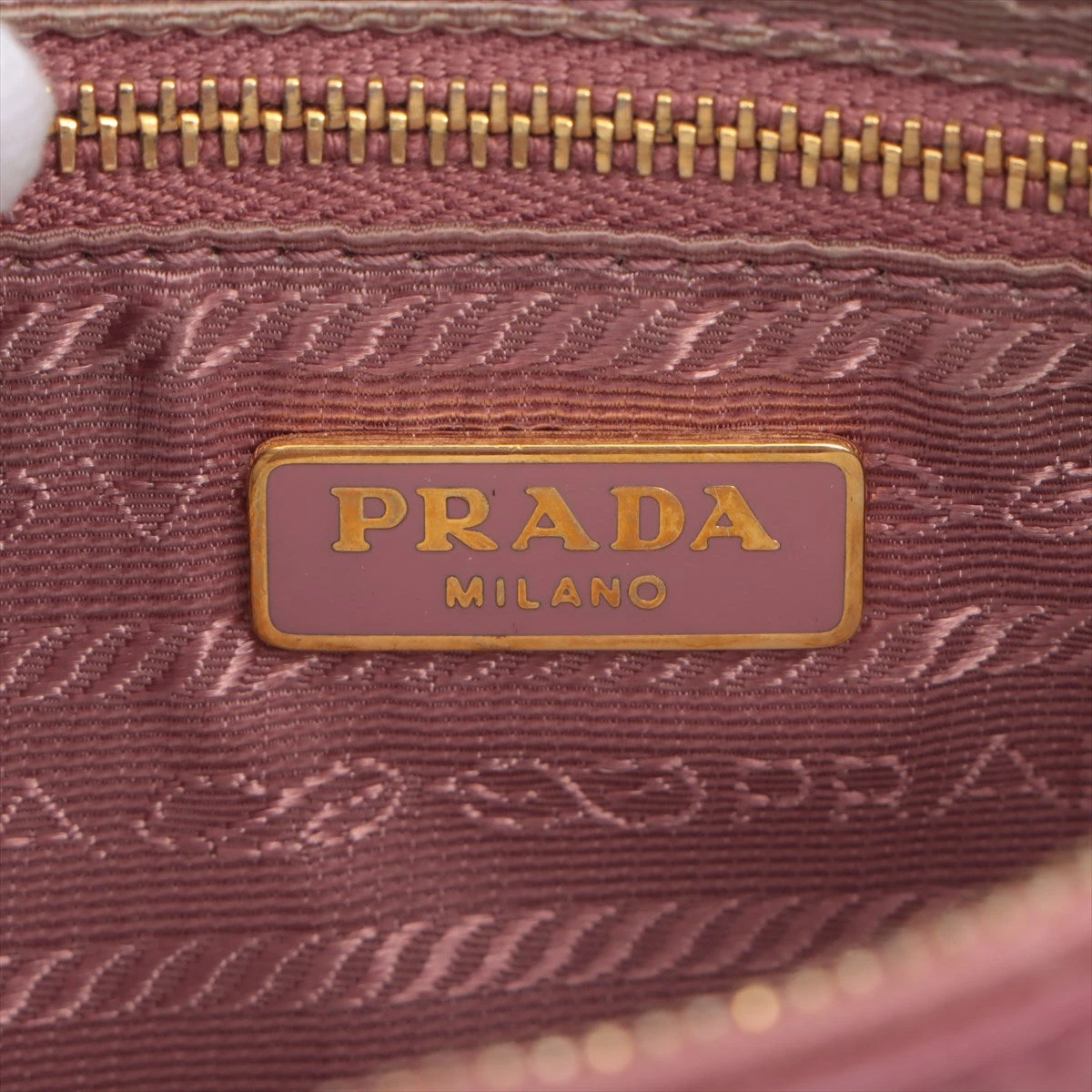 プラダ サフィアーノ レザー ポーチ ピンク AP083624｜中古ブランド品