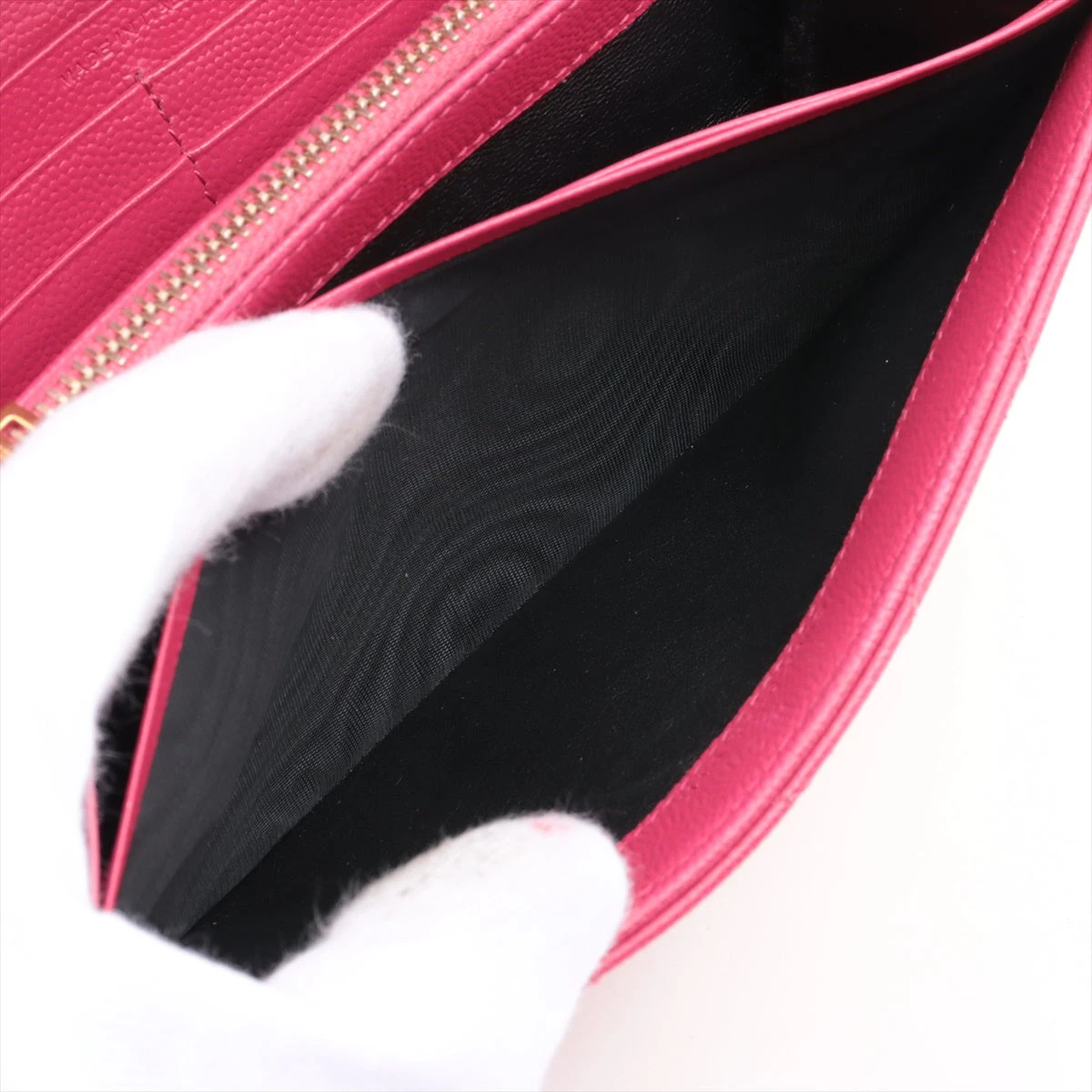 【美品】サンローラン 長財布 フラップ ピンク Vステッチ キャビアスキン 美品】サンローラン 長財布 レッド フラップ キャビアスキン V