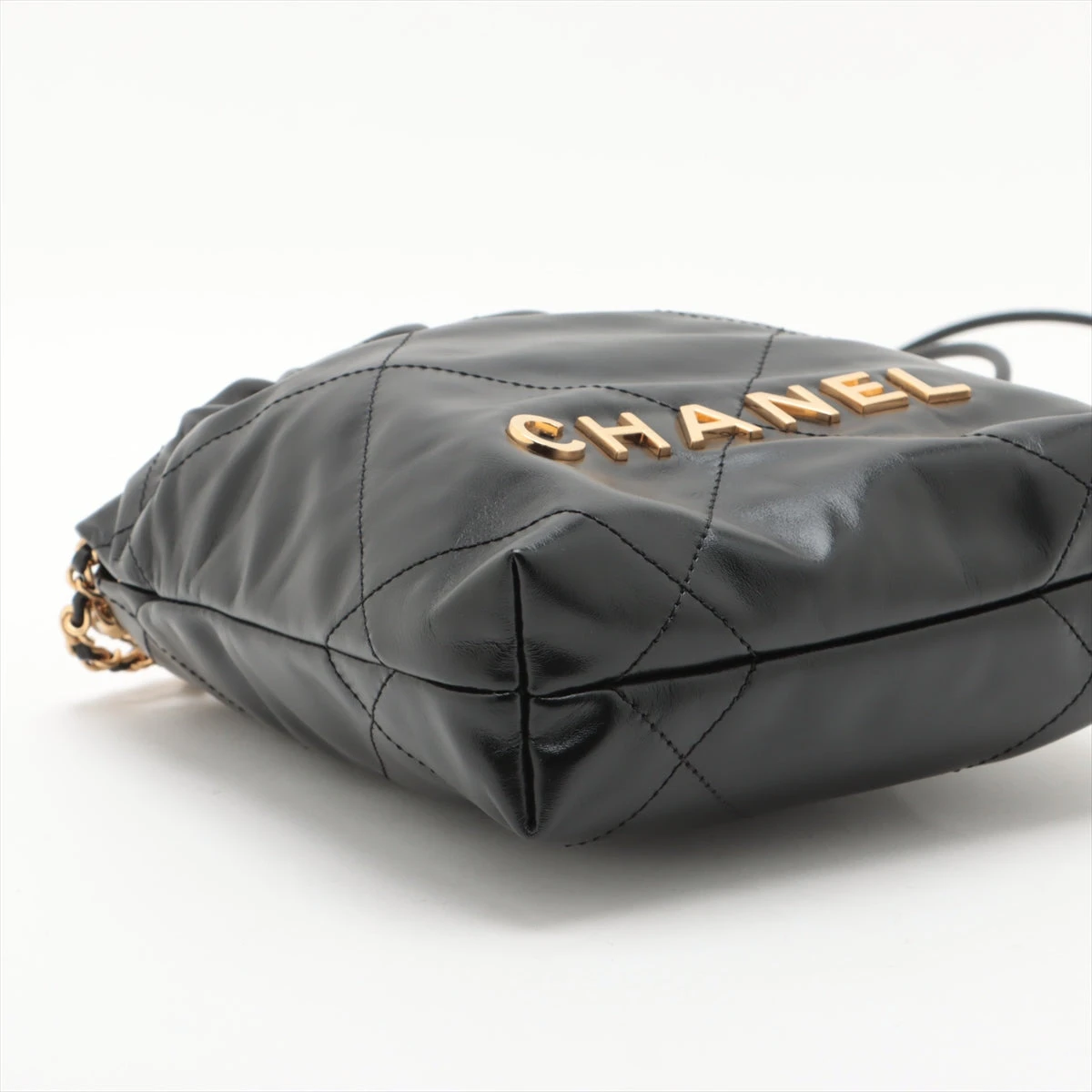 CHA⭐︎NEL 22ブラック パール付きショルダーバッグ