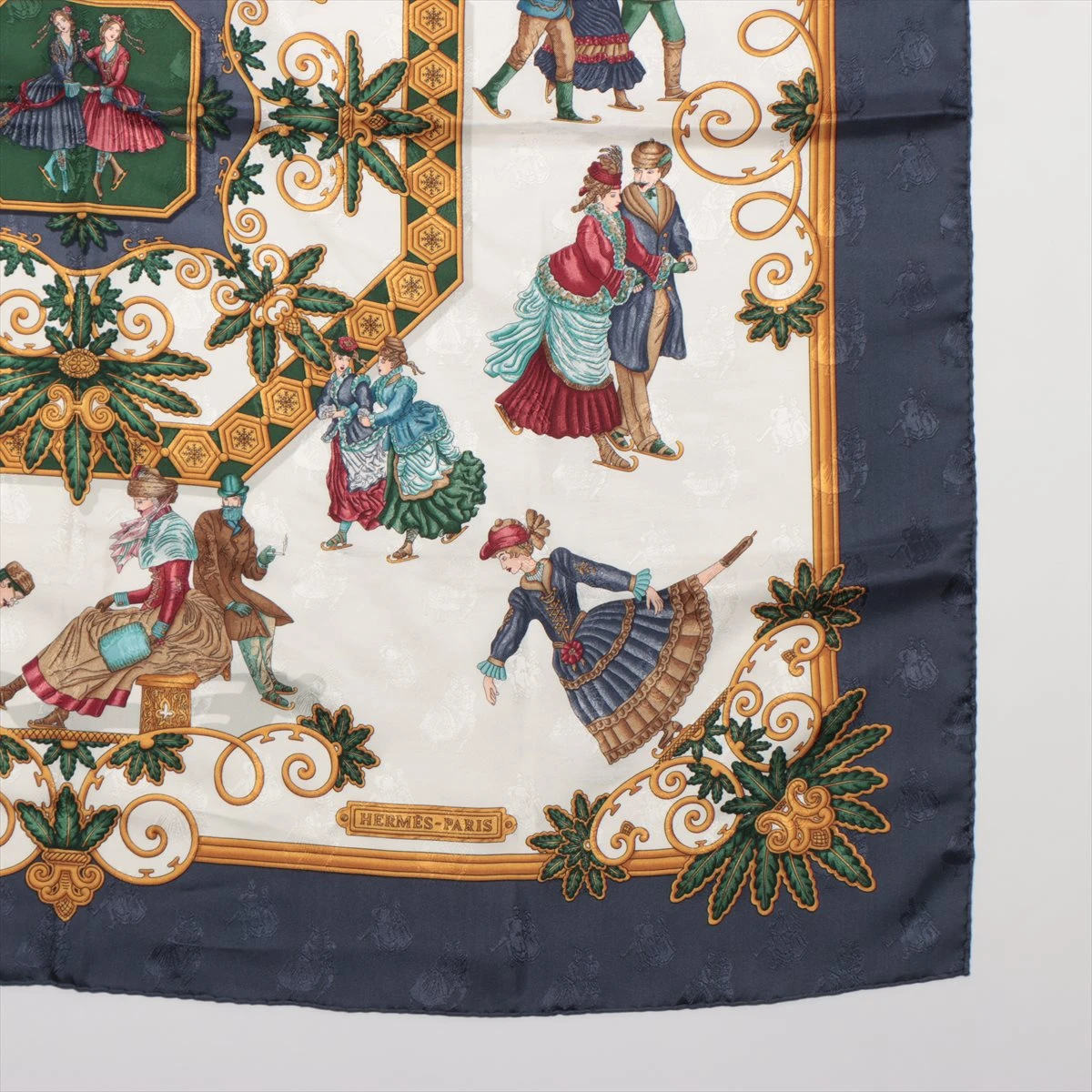 エルメス　HERMES　スカーフ　カレ90　冬の愉しみ エルメス HERMES スカーフ カレ90 冬の愉しみ HERMES エルメス