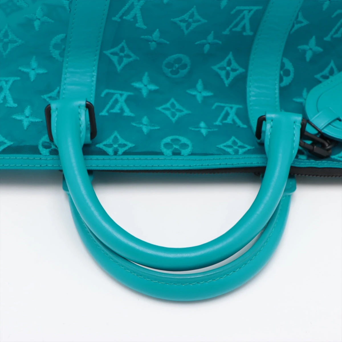 希少、最安値)ルイヴィトン　タフタージュキーポルトリアングル50 M45046 lu3.jpg