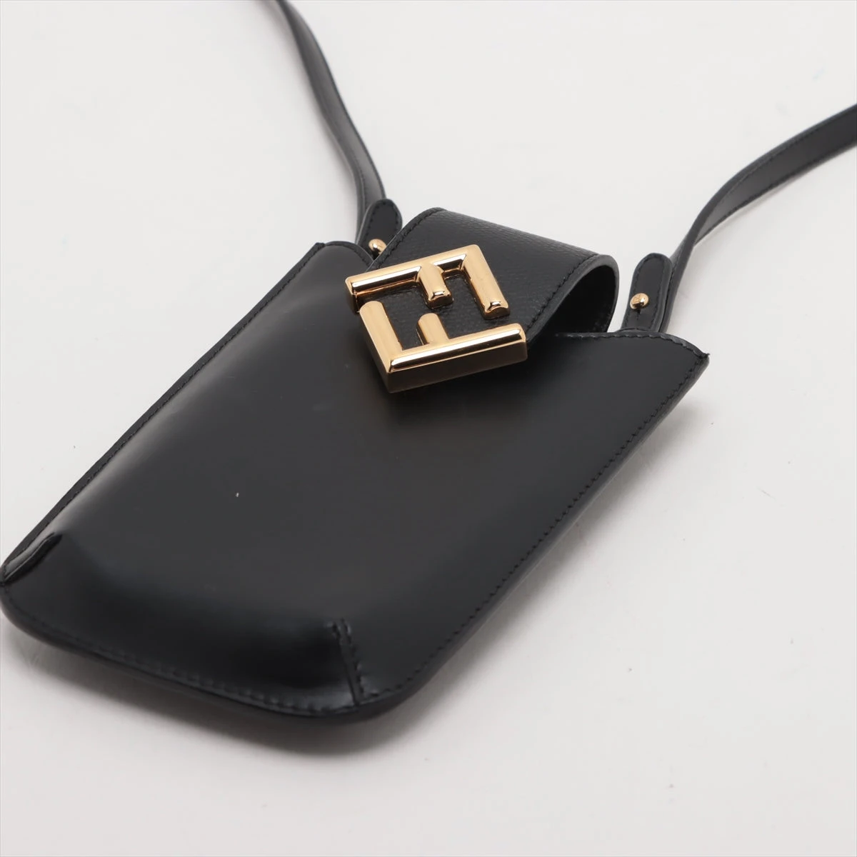 フェンディ FF ダイヤモンド レザー ショルダーバッグ FENDI フェンディ ショルダーバッグ FF DIAMOND FFダイヤモンド
