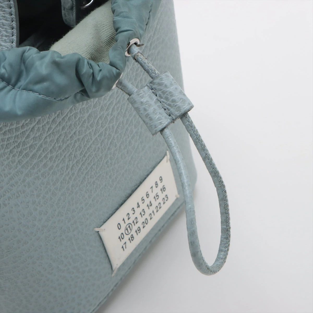 マルジェラバック MM6 MAISON MARGIELA エムエムシックス メゾン マルジェラ