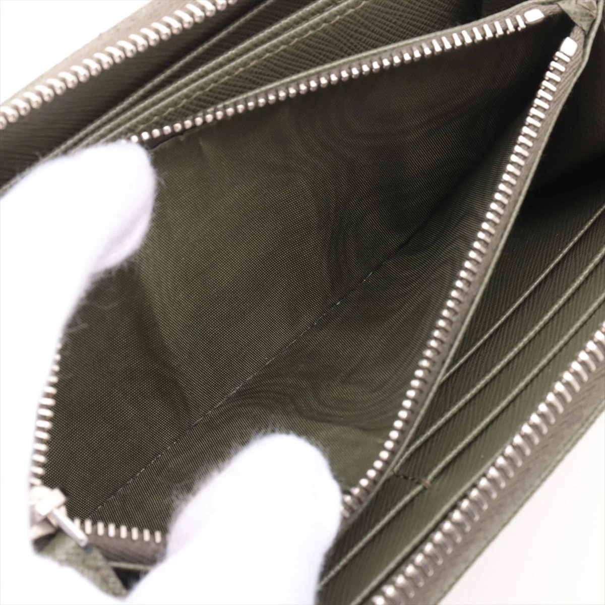 プラダ サフィアーノ トライアングル 2ML317 レザー ラウンド