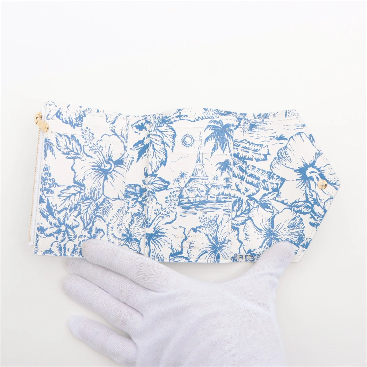 ルイヴィトン モノグラム タイル ポルトフォイユ ヴィクトリーヌ ラグーンブルー ルイヴィトン モノグラム タイル ポルトフォイユ ヴィクトリーヌ