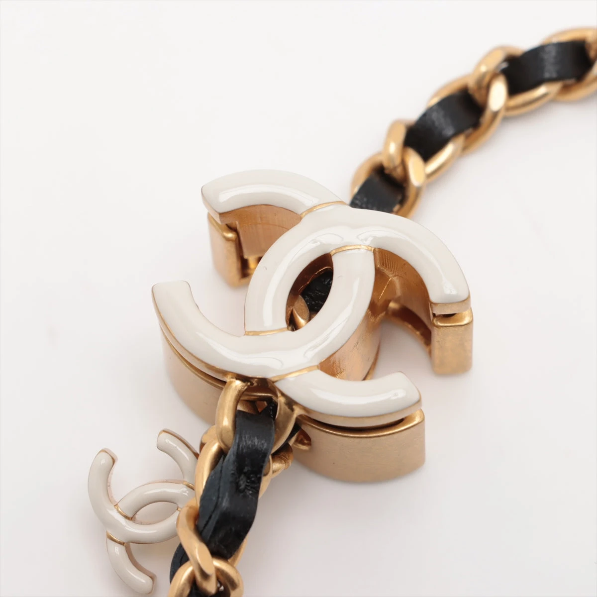 シャネル CHANEL マトラッセウエストバッグ AP4113 ブラック ゴールド金具 ラムスキン レディース ショルダーバッグ シャネル マトラッセ ラムスキン ウエストポーチ ブラック ゴールド