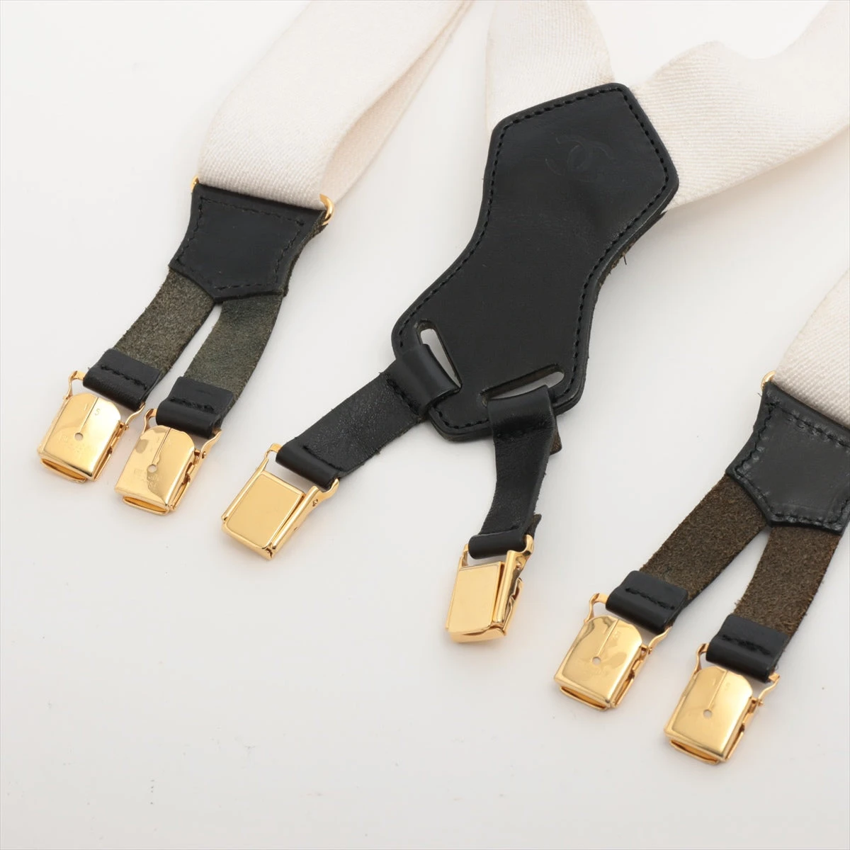 ◇ CHANEL ロゴ入りサスペンダー ベージュ ◇ CHANEL - シャネル サスペンダー ヴィンテージ ベージュ ロゴの