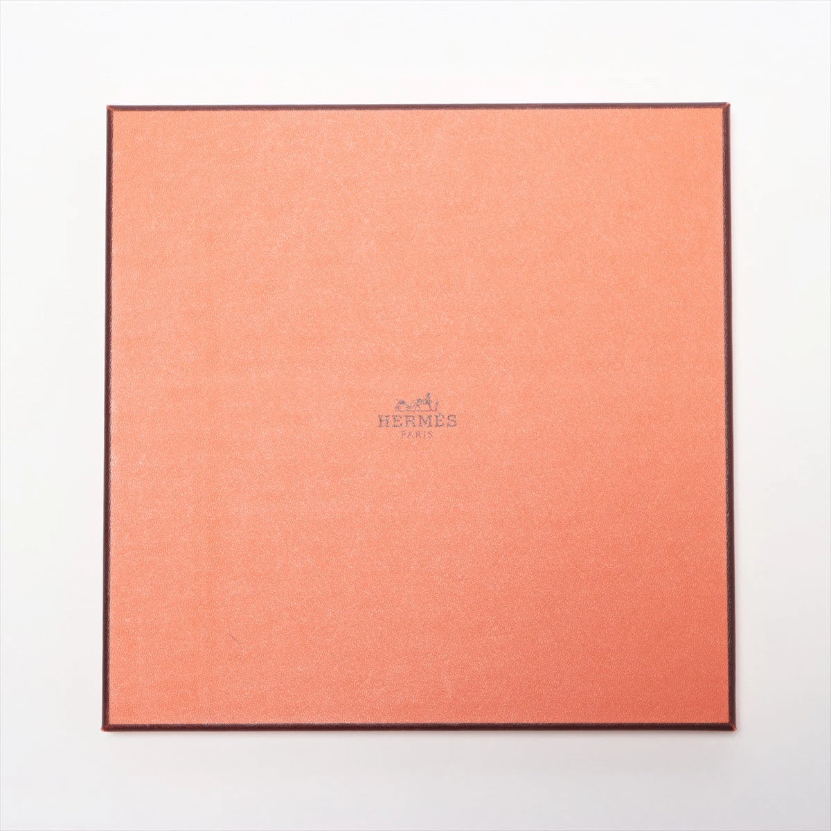 エルメス　カレ90 「 FRANCE PARIS 24 Fbg」 エルメス HERMES カレ90 FRANCE PARIS 24 Fbg スカーフ シルク