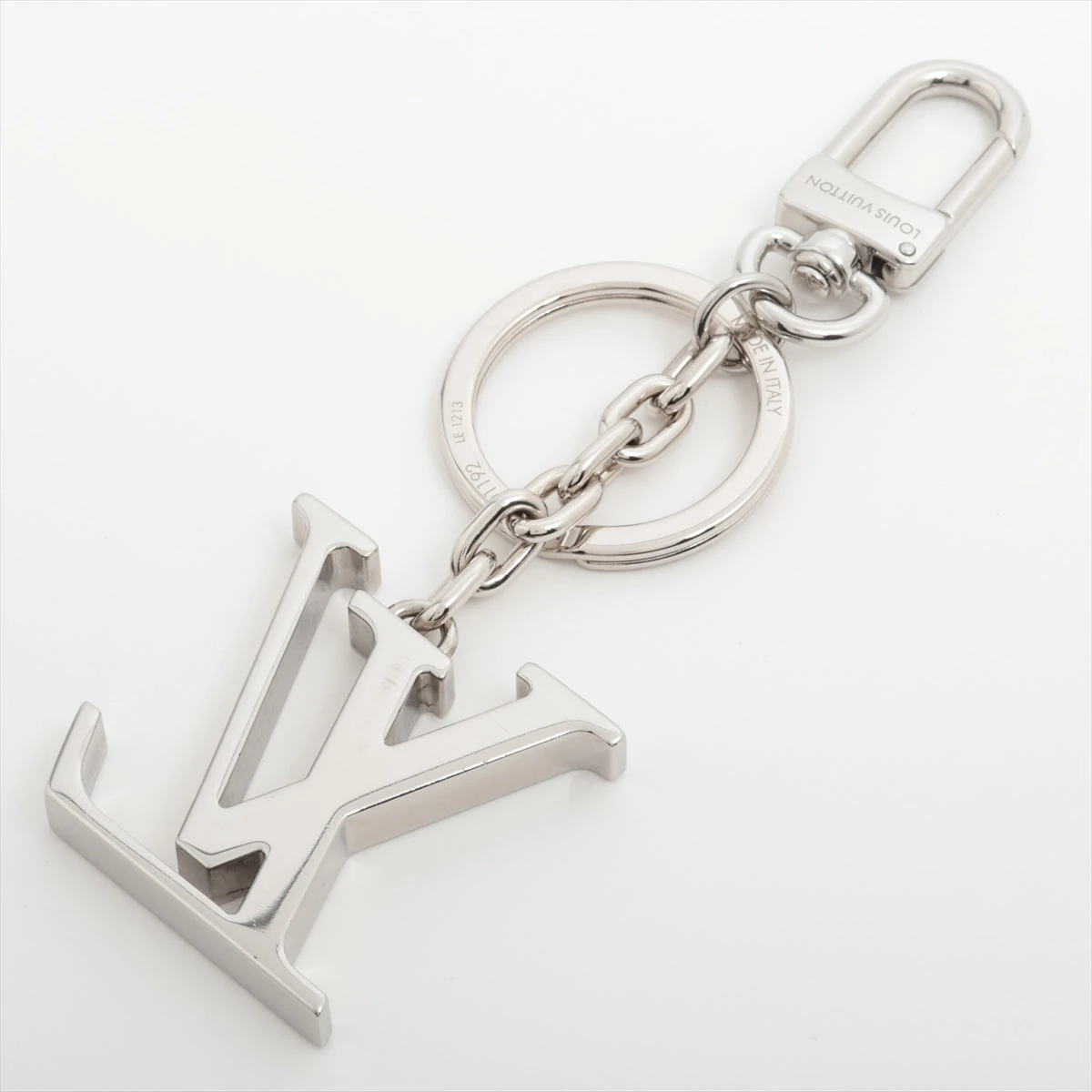 ヴィトン M01192 キーホルダー LV イニシャル LE1213 キーリング