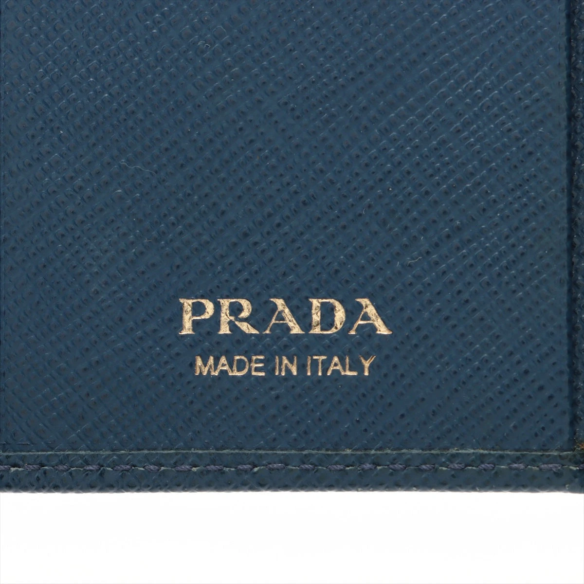 プラダ サフィアーノ レザー キーケース ブルー A3056180｜中古