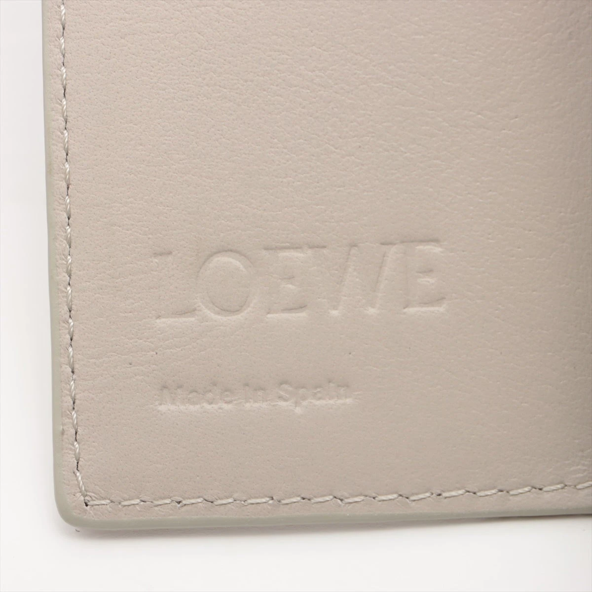 ロエベ アナグラム レザー キーケース ベージュ A3056460｜中古