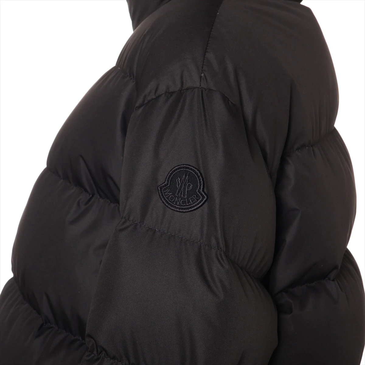 MONCLER2022/23秋冬新作 ハイネックダウンジャケット BARROUDE MONCLER2022/23秋冬新作 ハイネックダウンジャケット BARROUDE