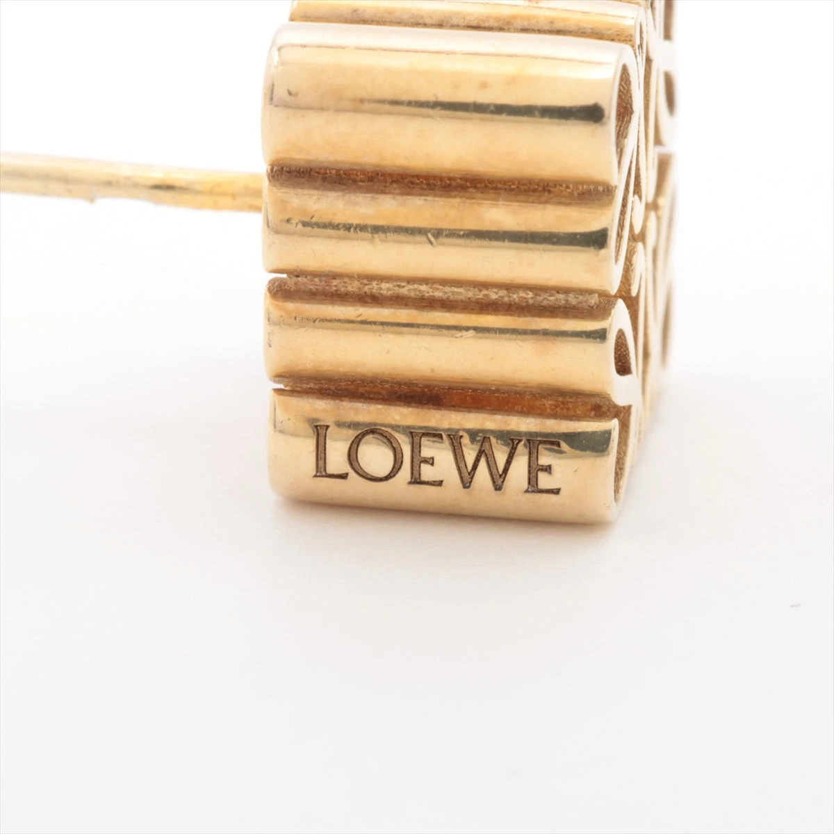 ロエベ アナグラム ピアス(両耳用) 925 7.6g ゴールド A3063115｜中古