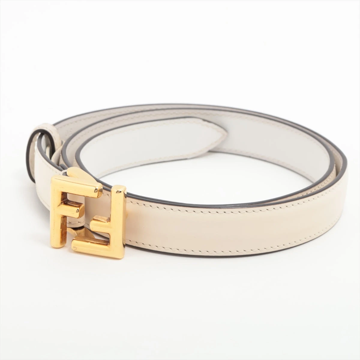 【ヴィンテージ！】FENDI☆ホワイトレザーベルト 未使用 フェンディ ベルト｜中古ブランド品・ブランド古着通販｜ALLU