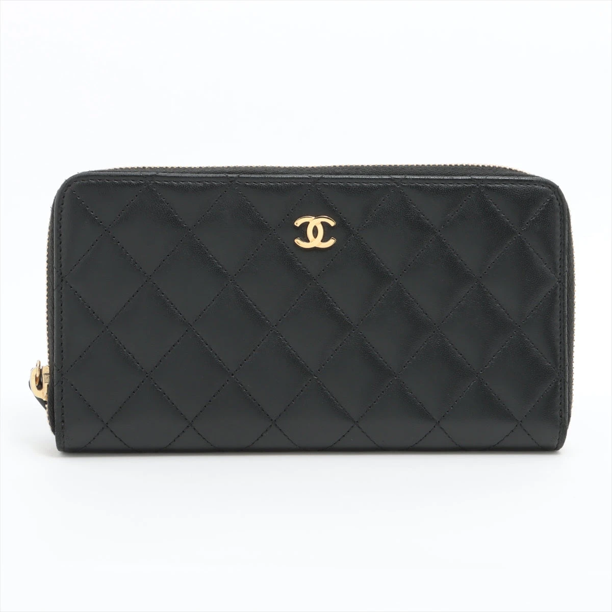 CHANEL 未使用18番台 クラシック マトラッセ マルチポーチ