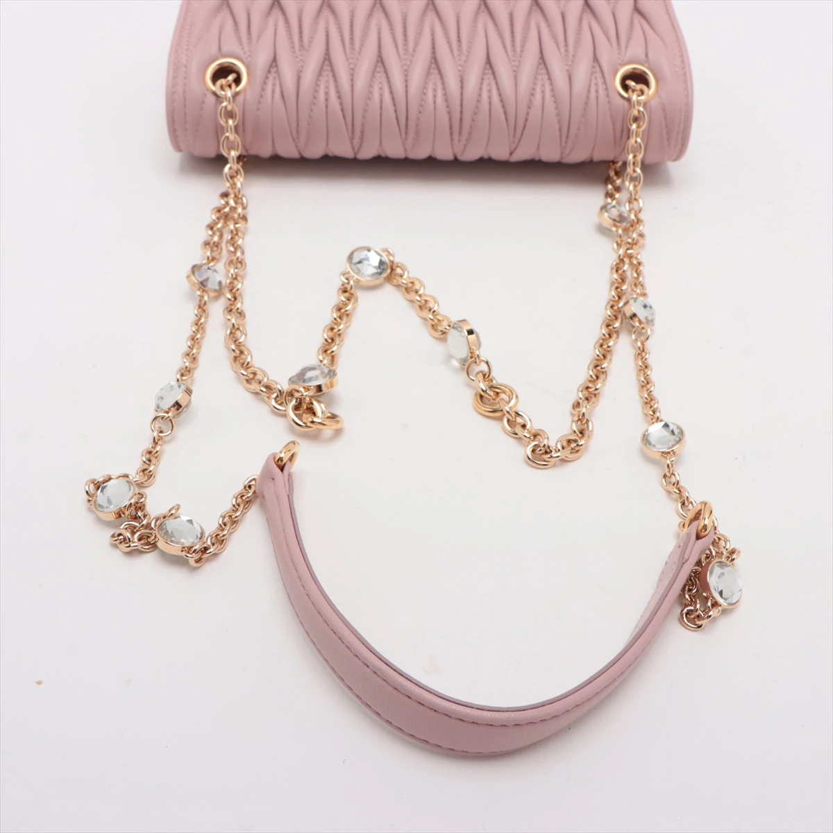 ミュウミュウ マテラッセ レザー チェーンショルダーバッグ ピンク