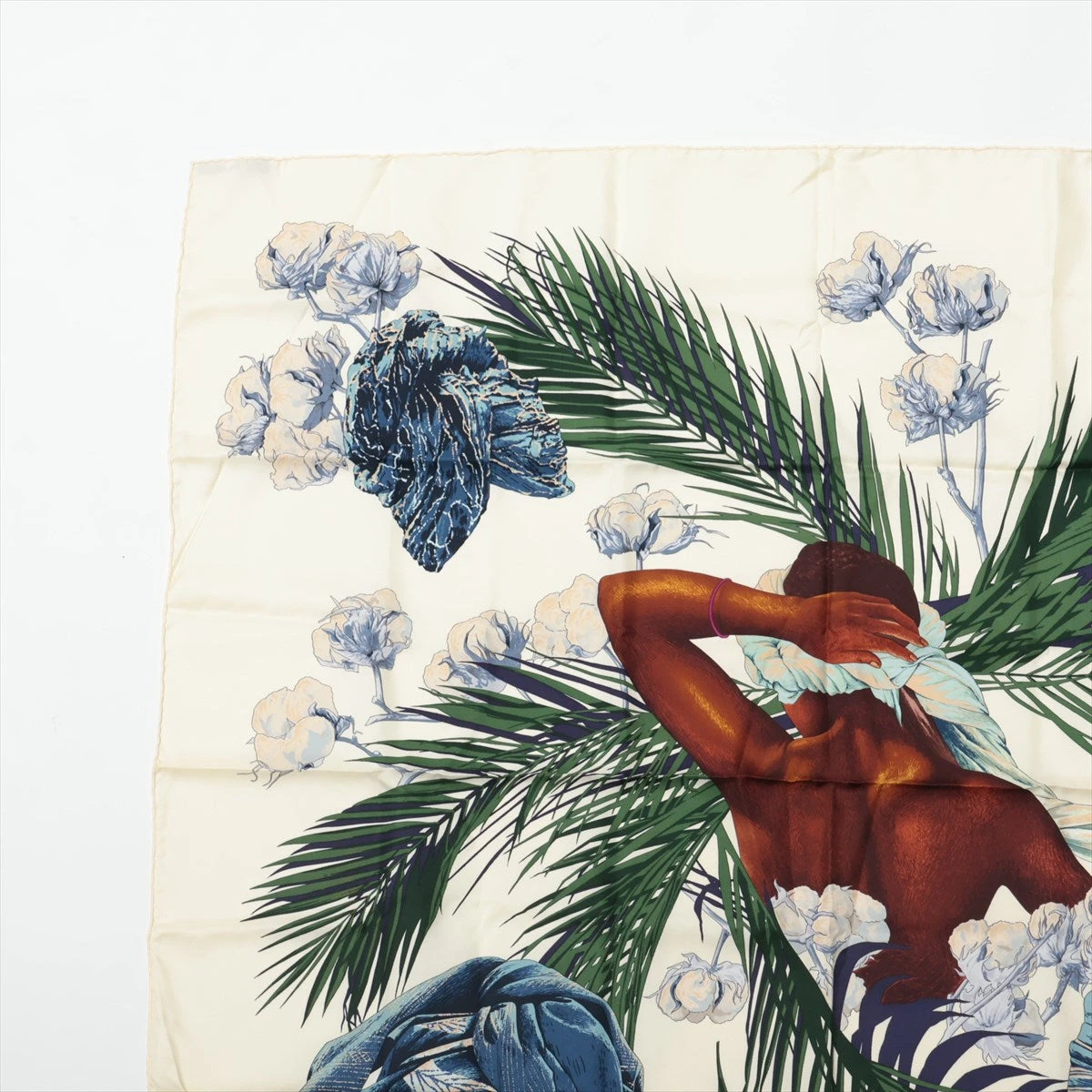 HERMES エルメス カレ90 王妃のターバン HERMES エルメス スカーフ カレ90 TURBANS DES REINES 王妃の
