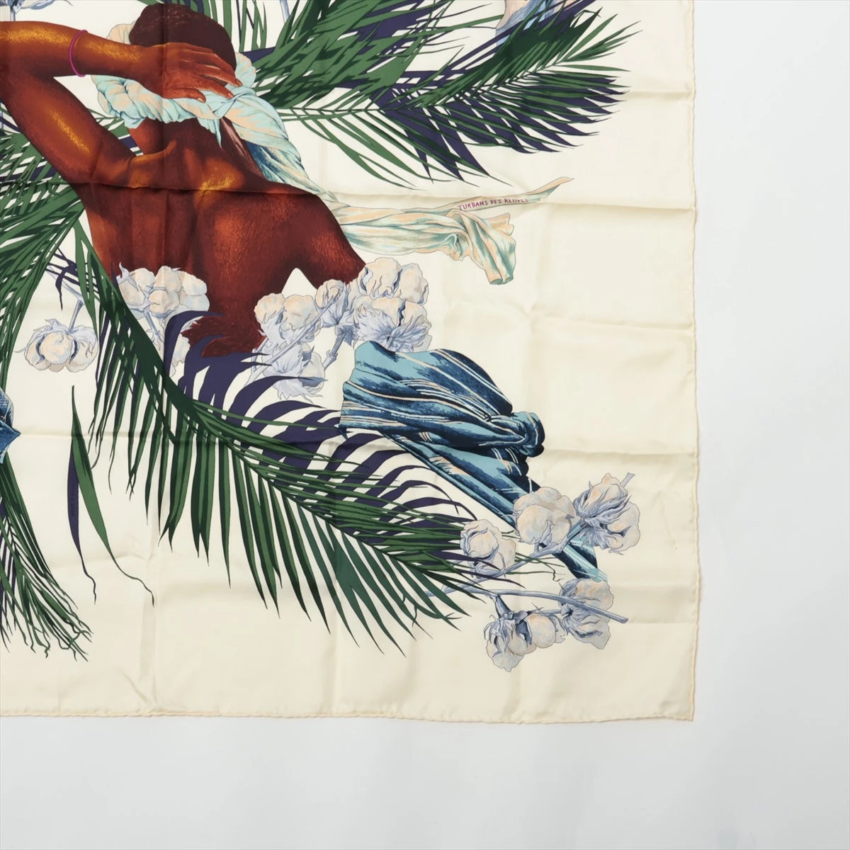 HERMES エルメス カレ90 王妃のターバン HERMES エルメス スカーフ カレ 90 王女のターバン シルク オフ