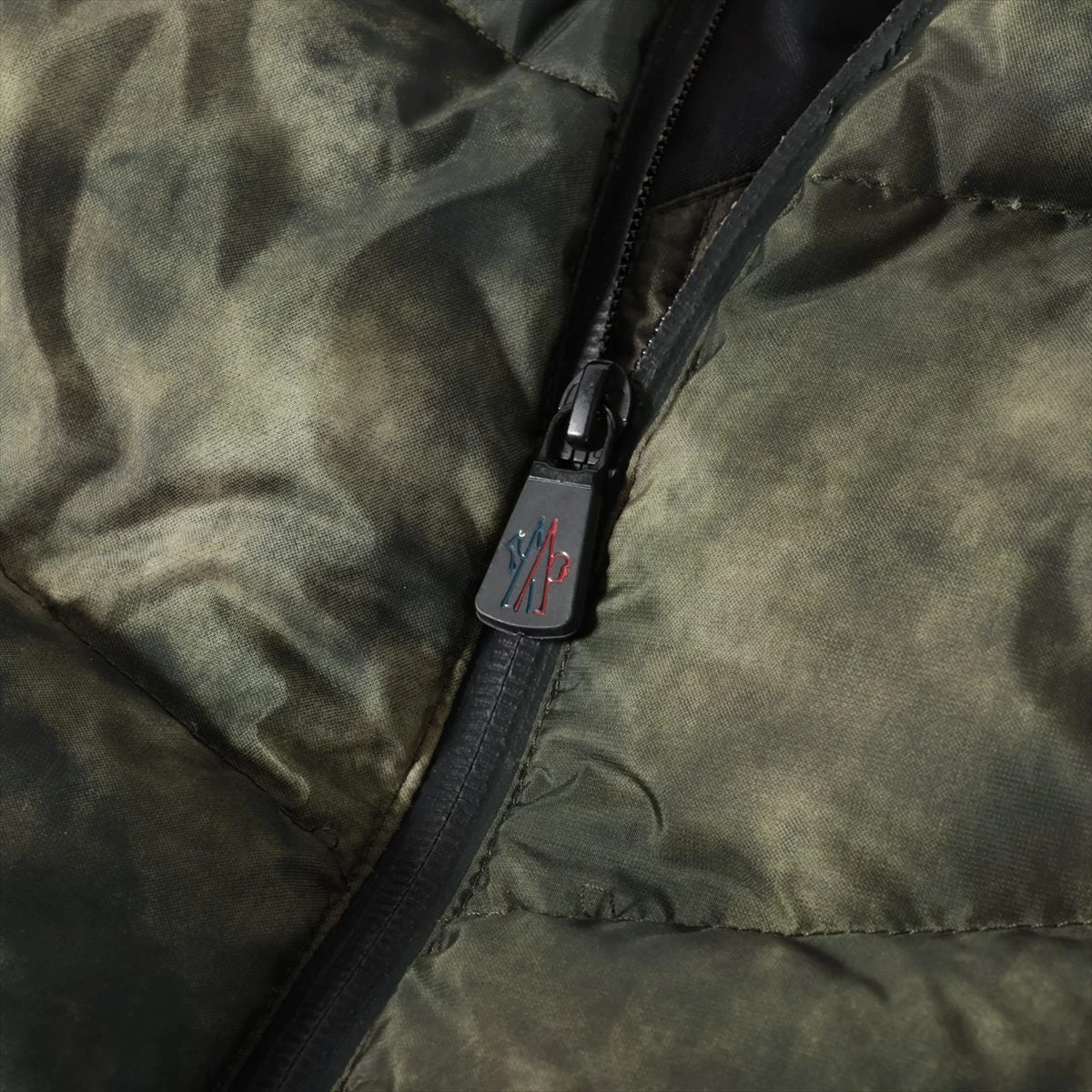 モンクレール グルノーブル KOSTEMBERG ダウンベスト 3　グリーン モンクレール グルノーブル KOSTEMBERG ダウンベスト 3 グリーン