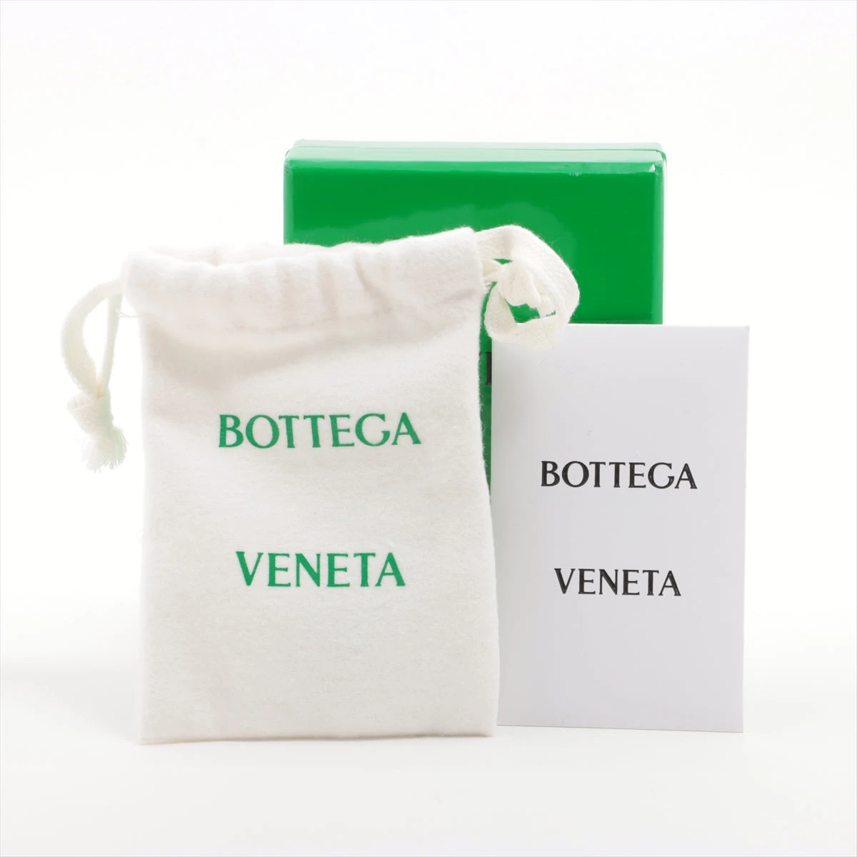 ボッテガヴェネタ キーホルダー トライアングル ツイスト チャーム ホワイト BOTTEGA VENETA - ボッテガヴェネタ キーホルダー
