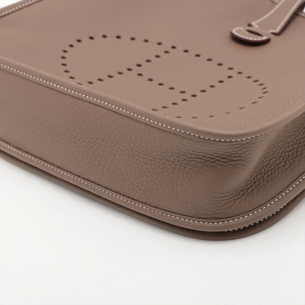 エルメス エブリン3 PM 29cm エトゥープ シルバー金具 056277 駅南やまご質店オンラインショップ / エルメス エヴリン3 PM 29
